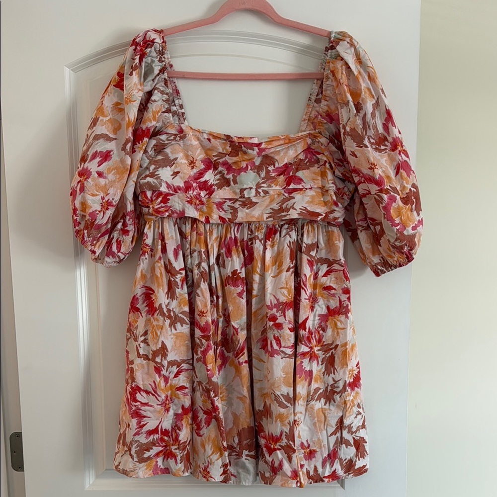 Abercrombie & Fitch Floral V-Neck Dress
